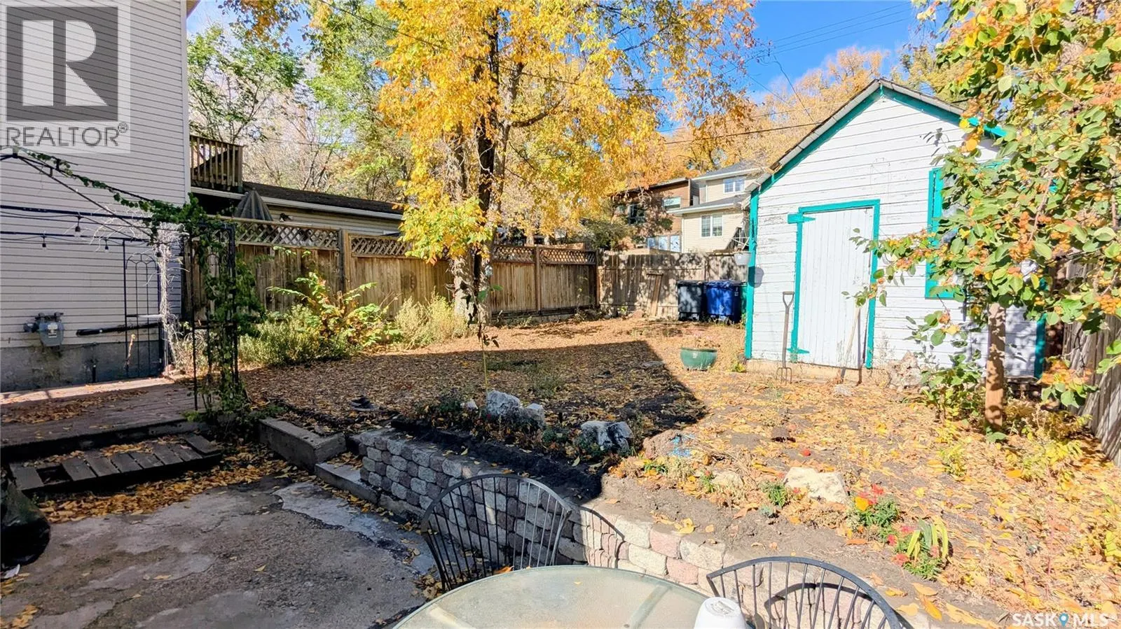 404 25th STREET W