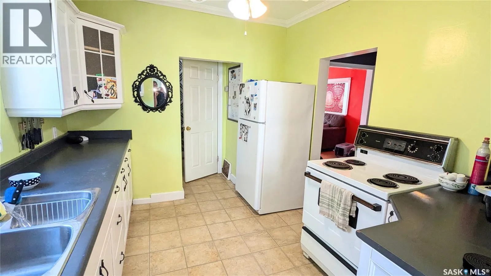 404 25th STREET W