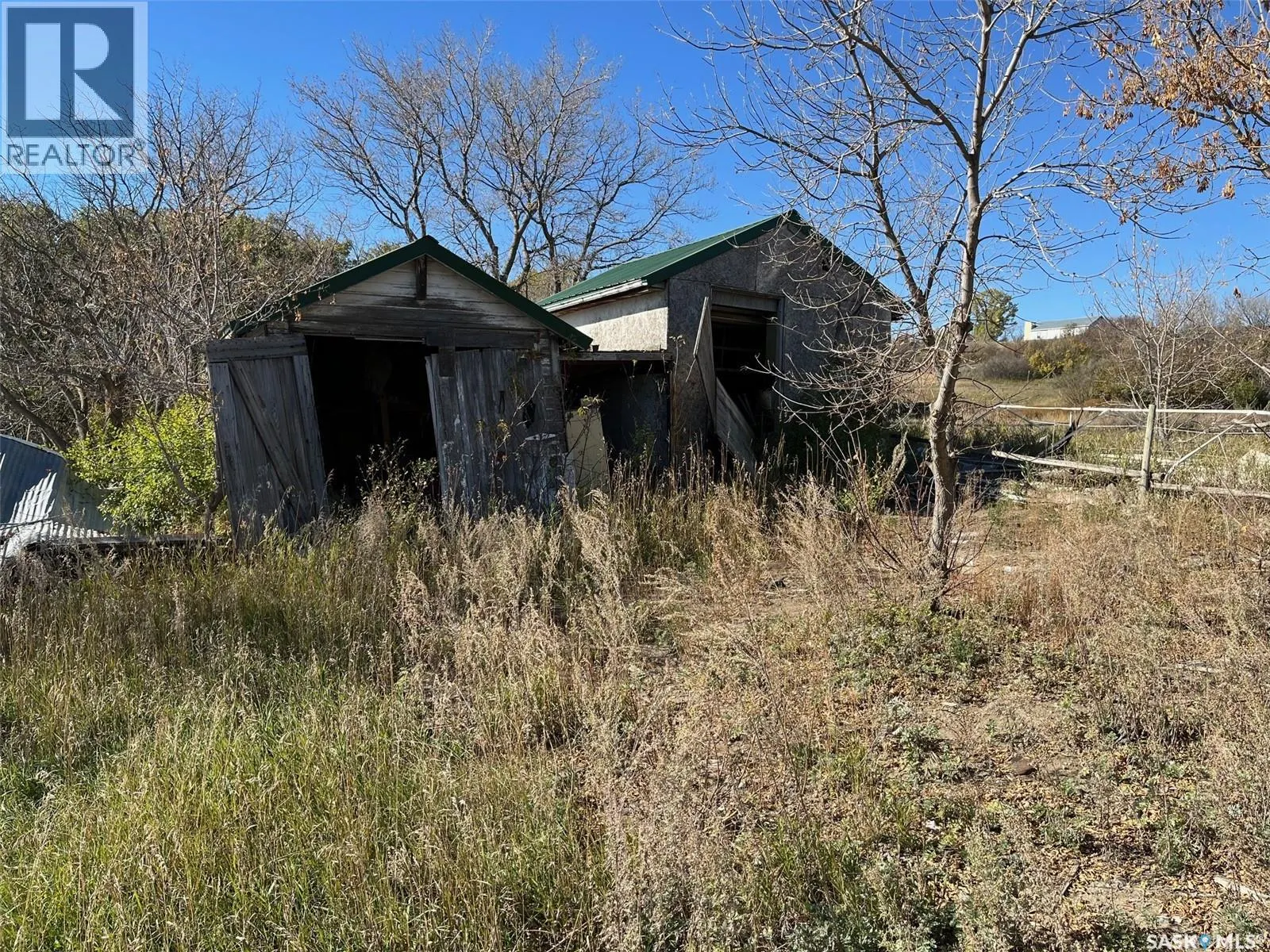 Hackett Acreage