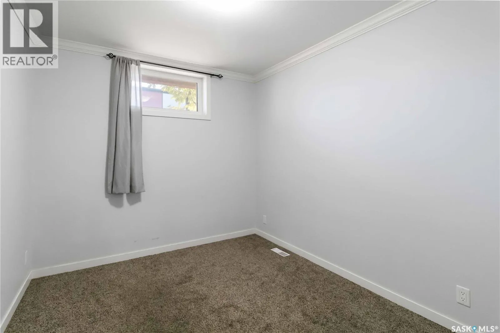 254 250 Akhtar BEND