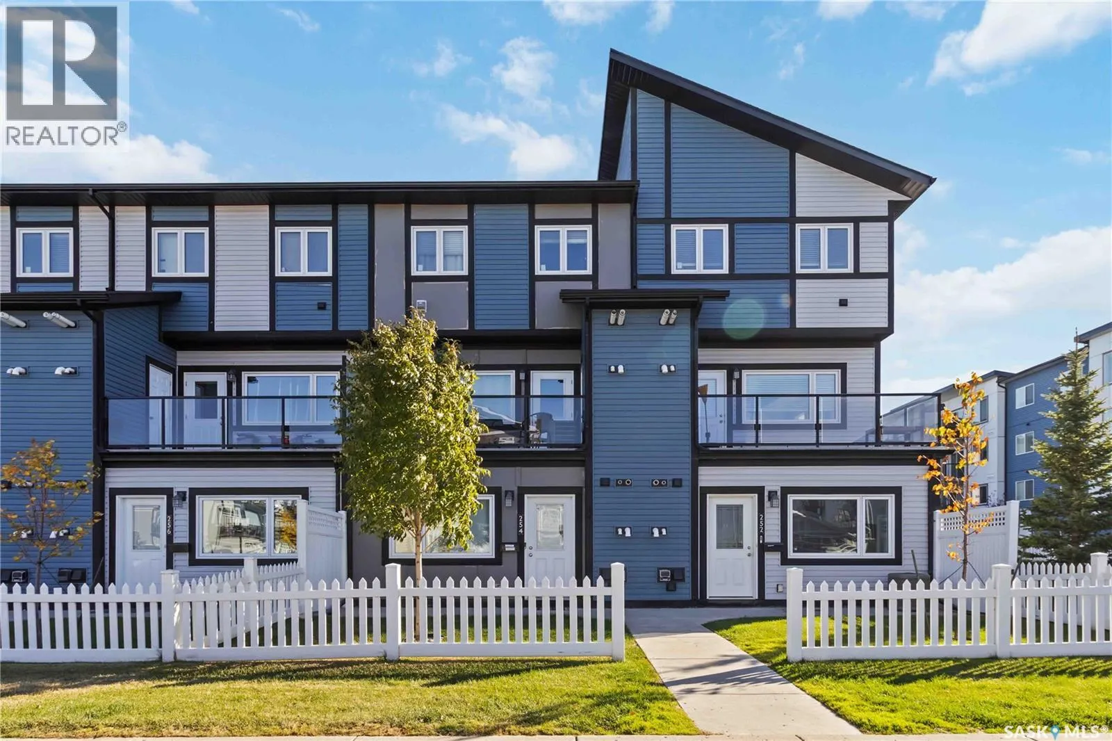 254 250 Akhtar BEND
