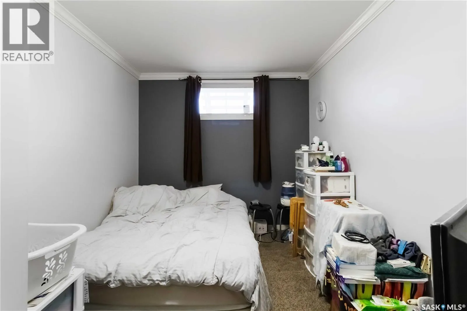 254 250 Akhtar BEND