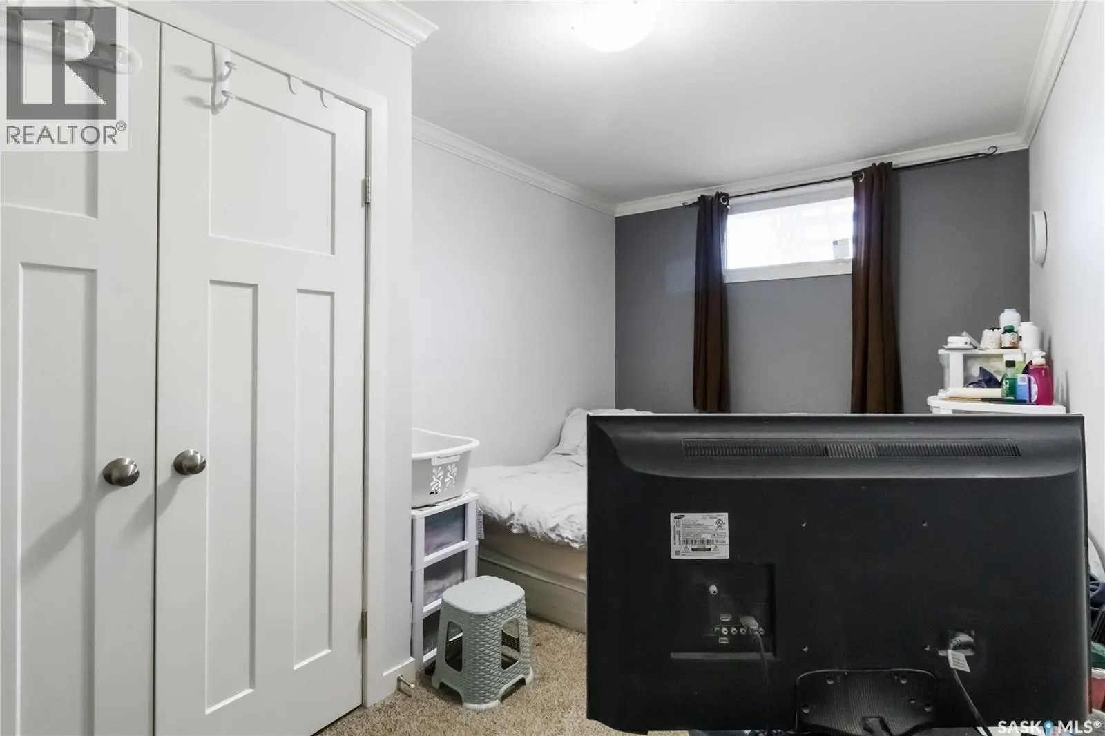 254 250 Akhtar BEND