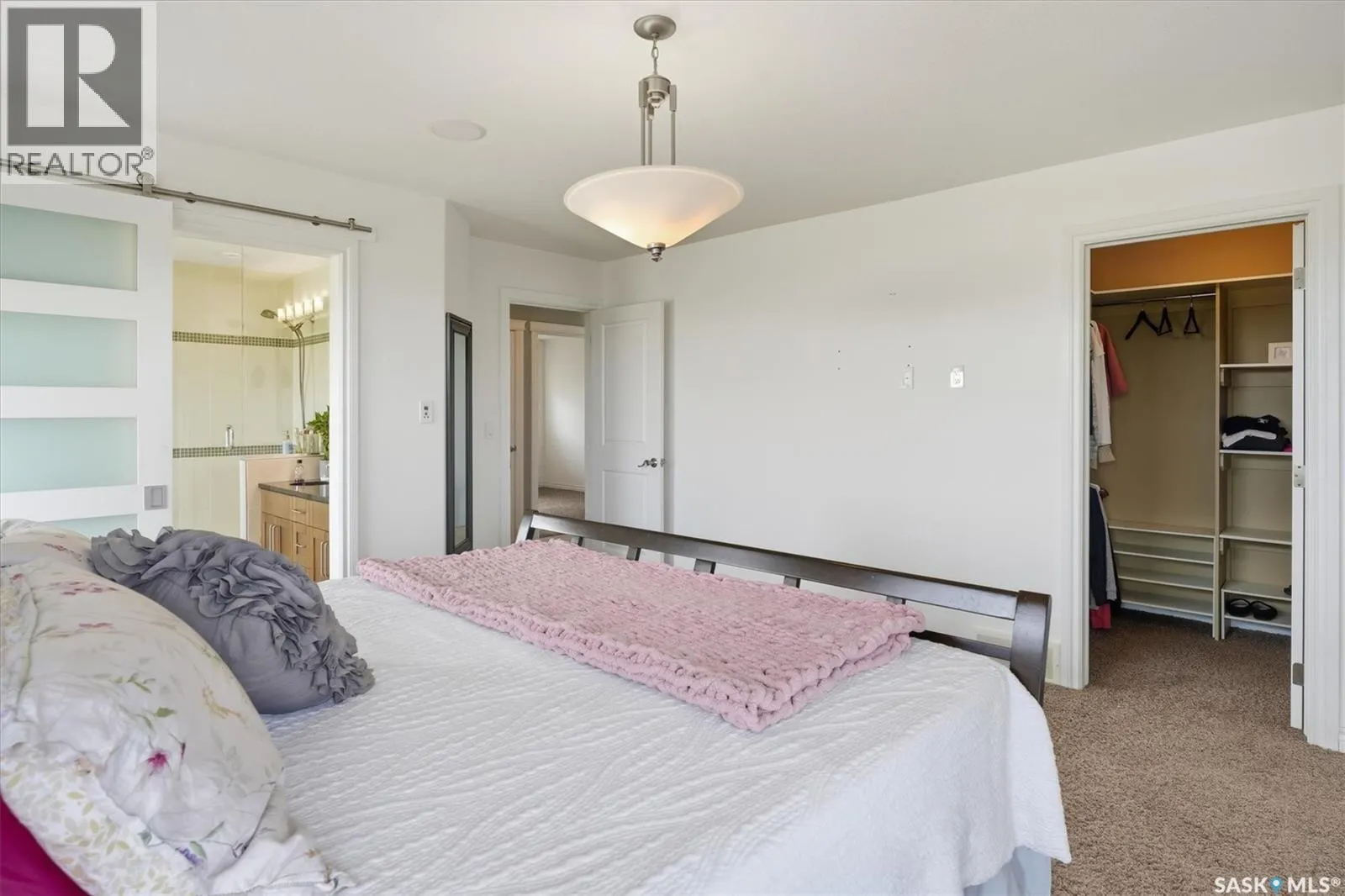 106 Thode AVENUE