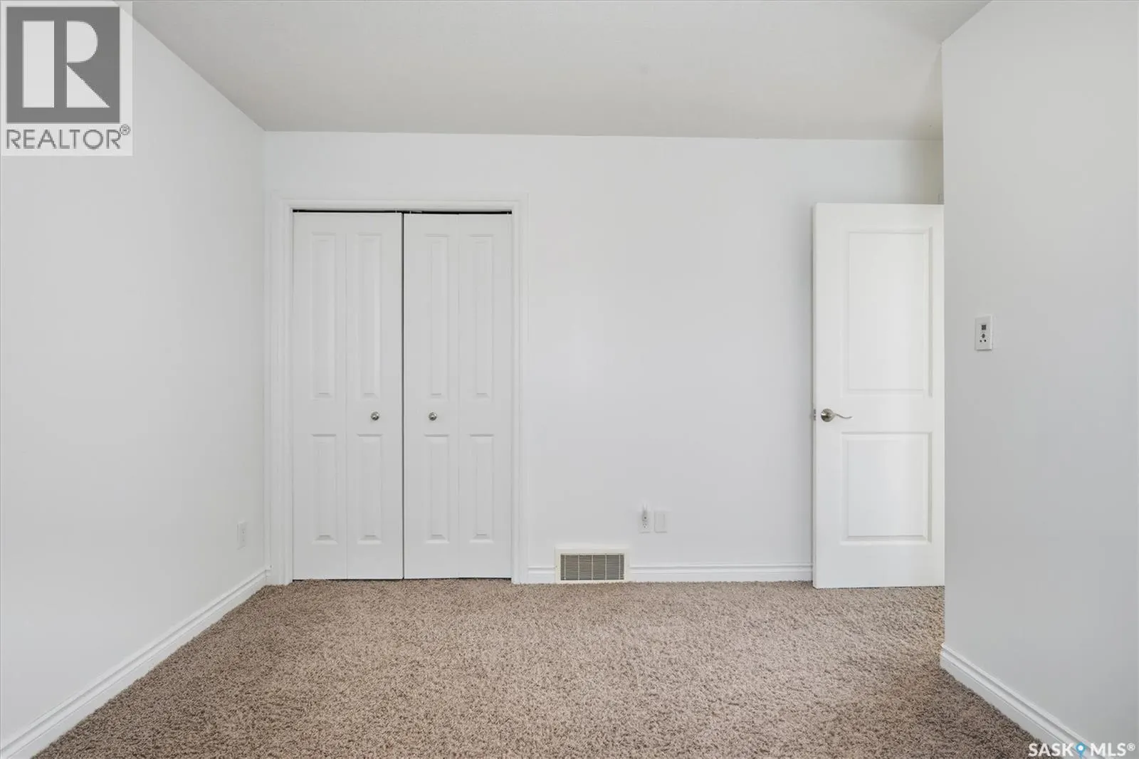 106 Thode AVENUE