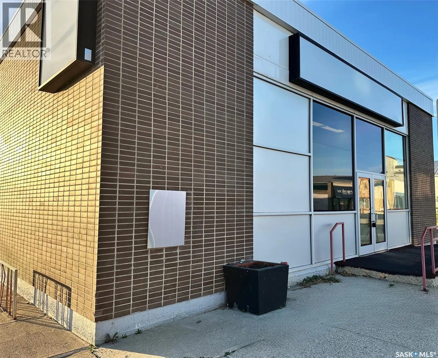 119 Churchill STREET