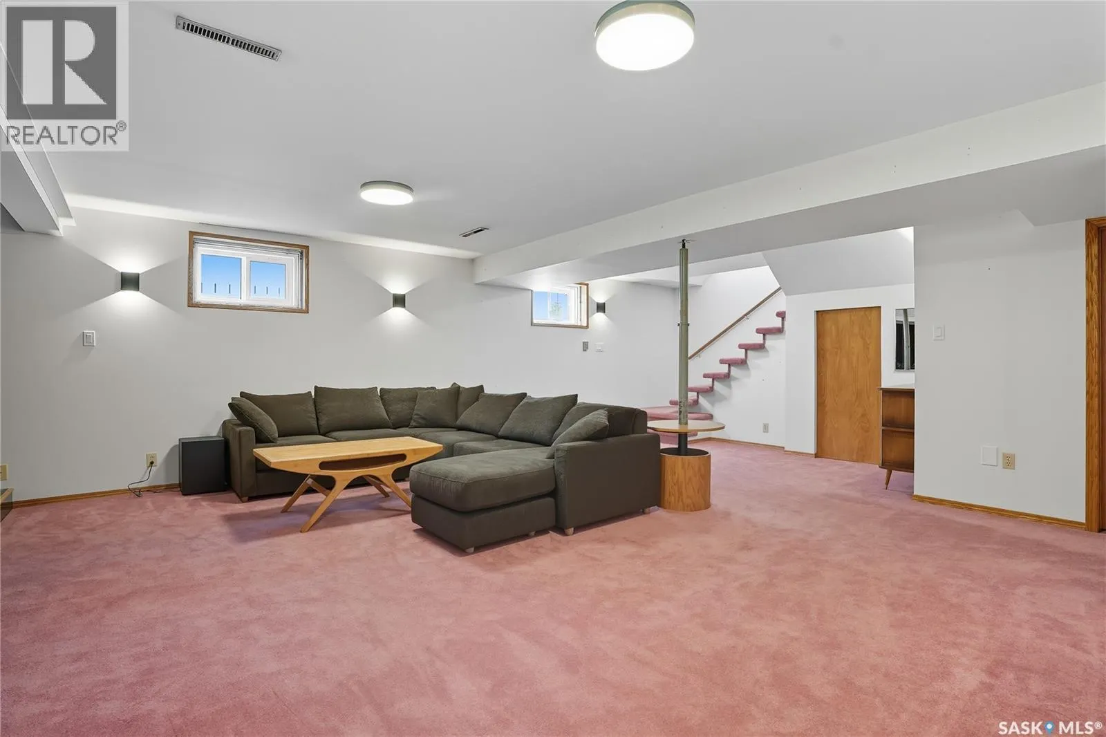 433 Elm STREET