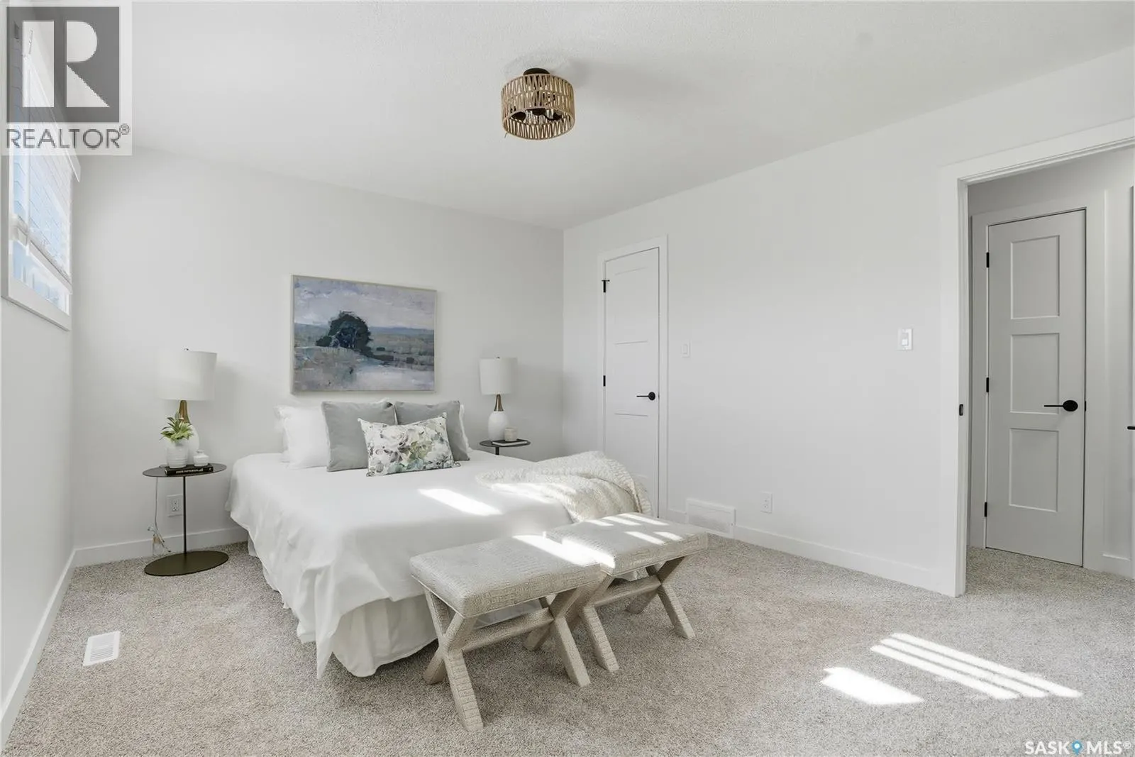 115 Smoothstone CRESCENT