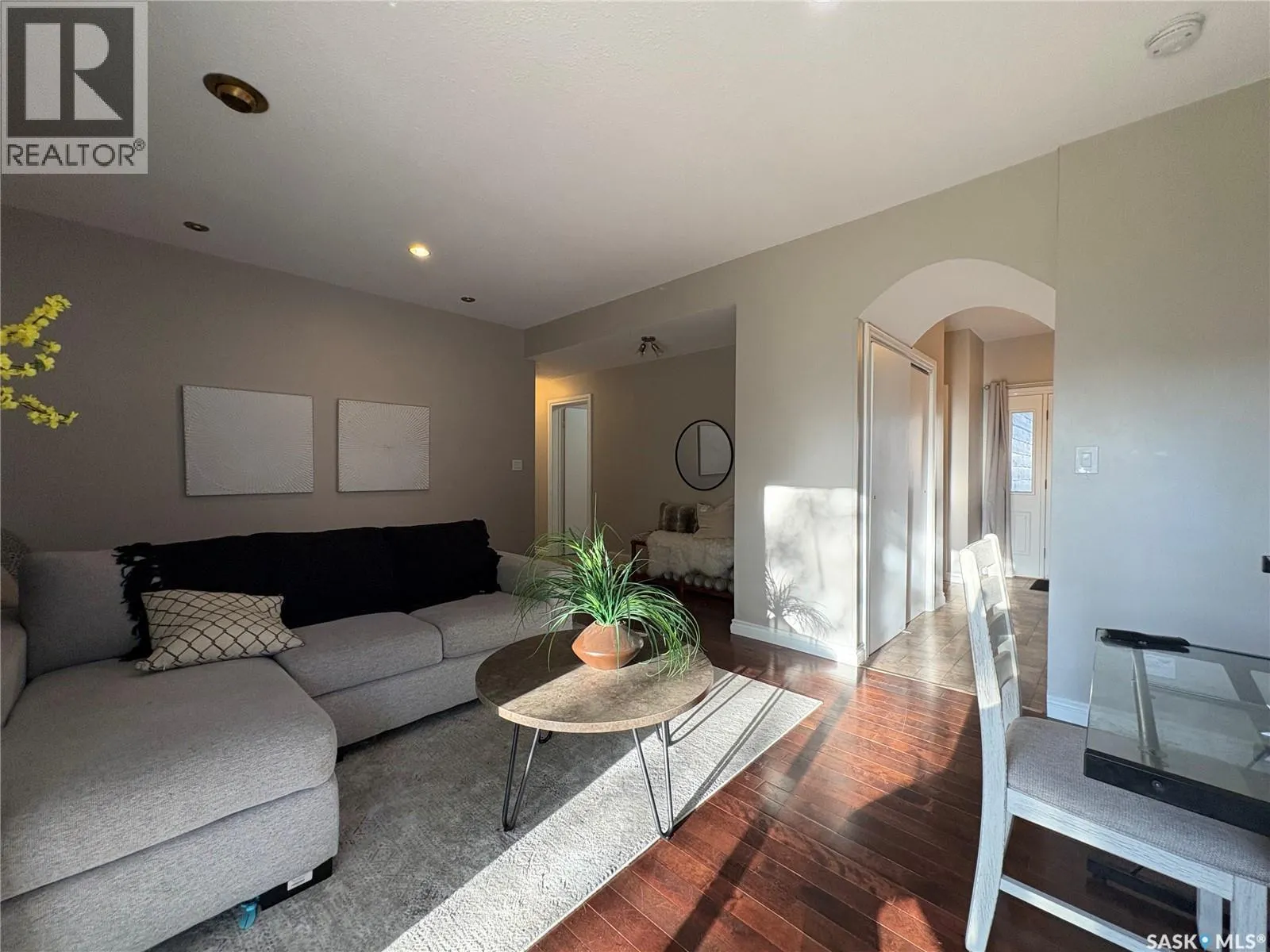 115 Fuhrmann CRESCENT