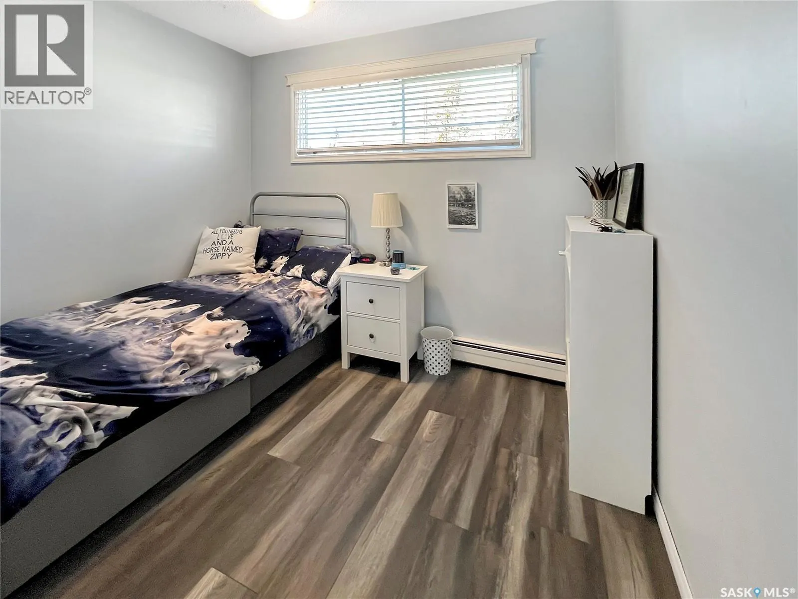 124 Crescent Lake ROAD