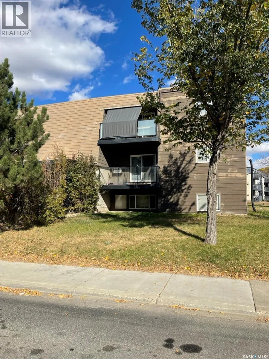 203 929 Northumberland AVENUE