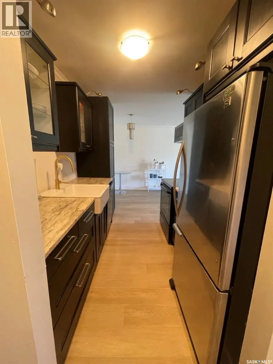 203 929 Northumberland AVENUE
