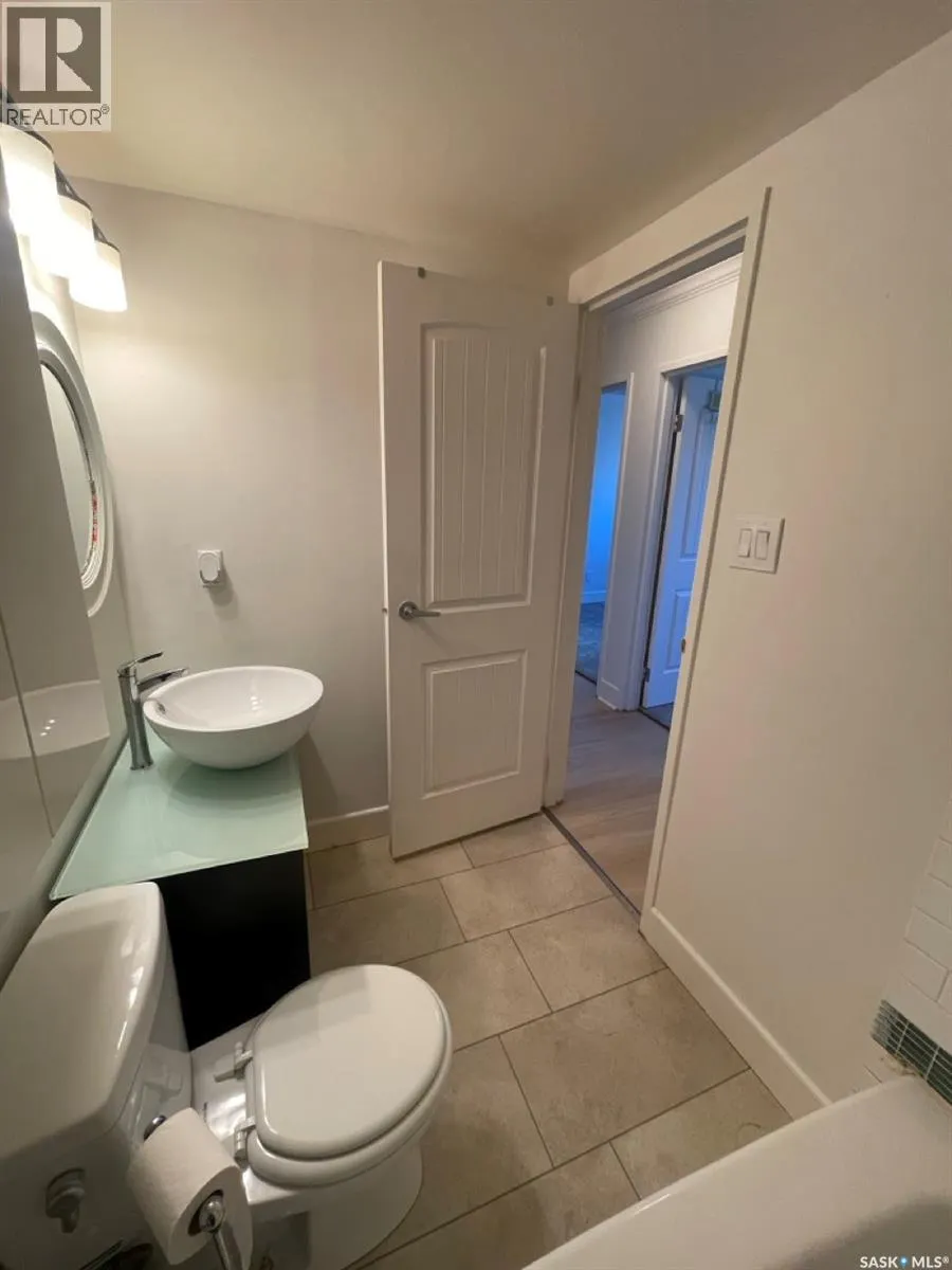 203 929 Northumberland AVENUE