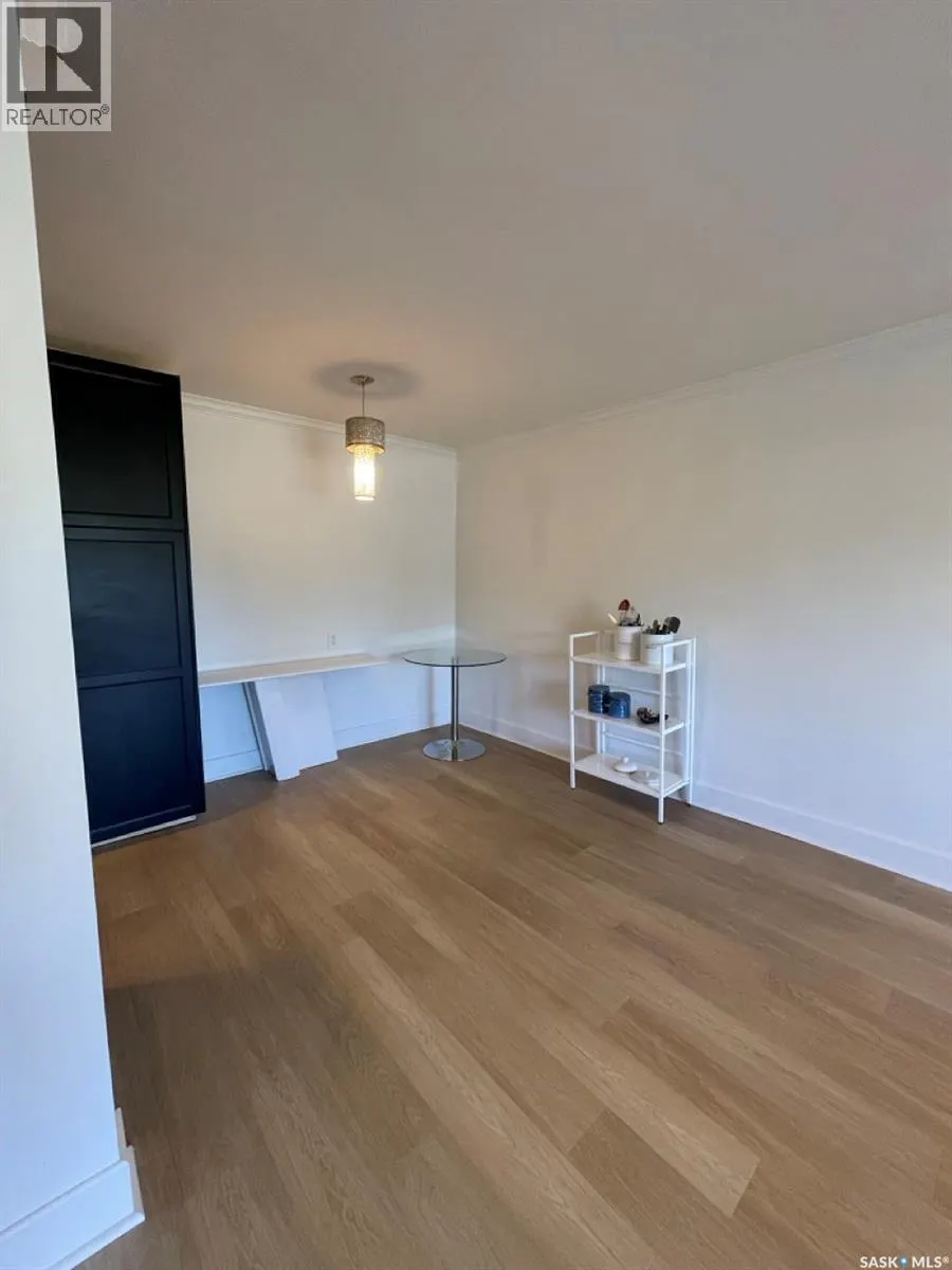 203 929 Northumberland AVENUE