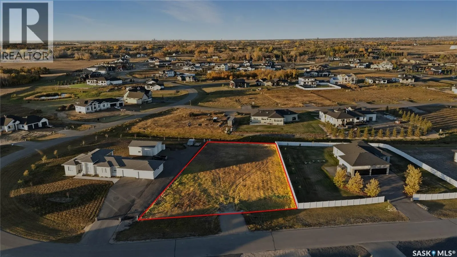 235 Edgemont CRESCENT