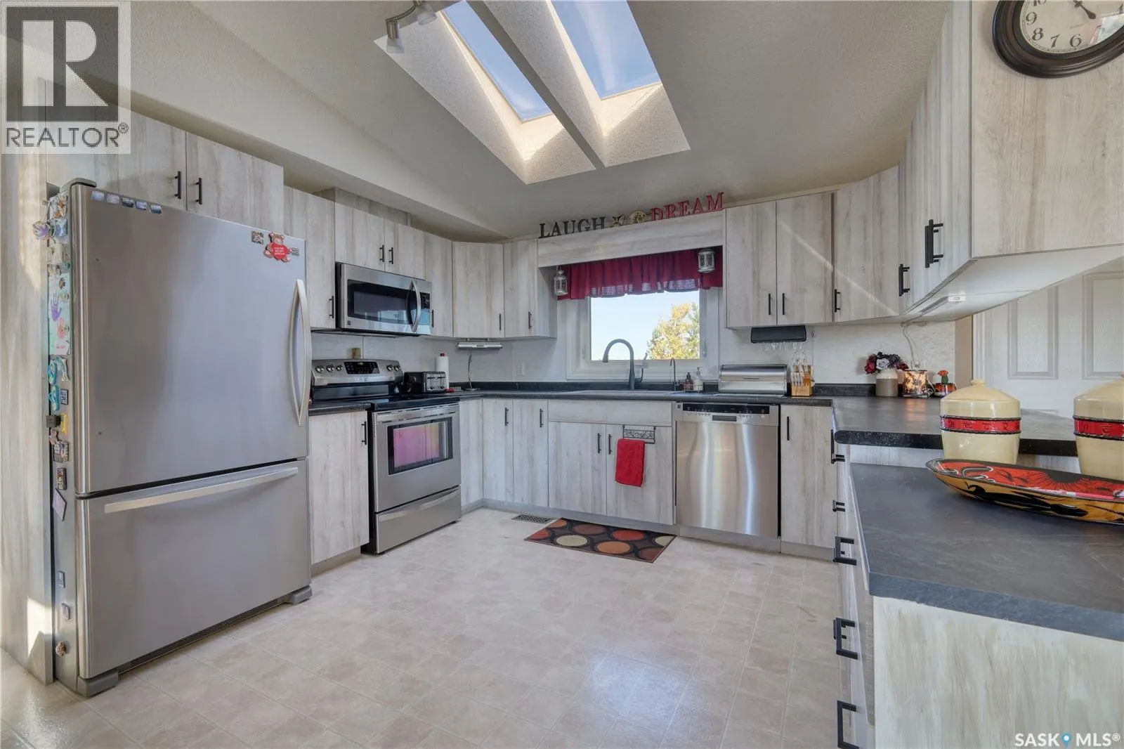 Outskirts of Asquith Acreage