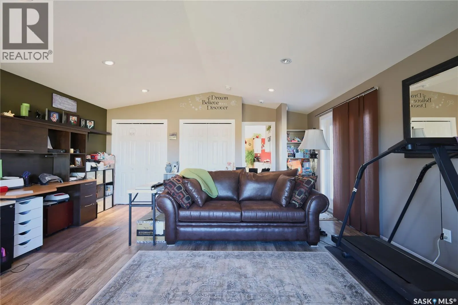 Outskirts of Asquith Acreage