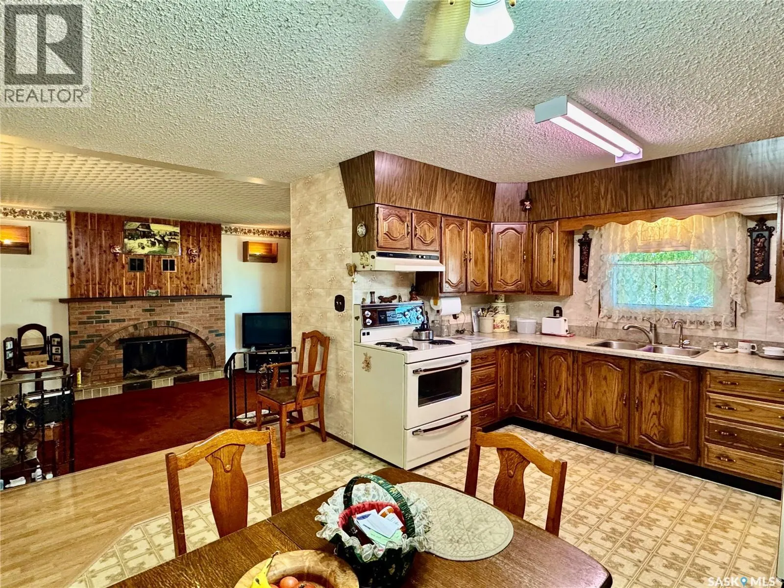 328 7th STREET