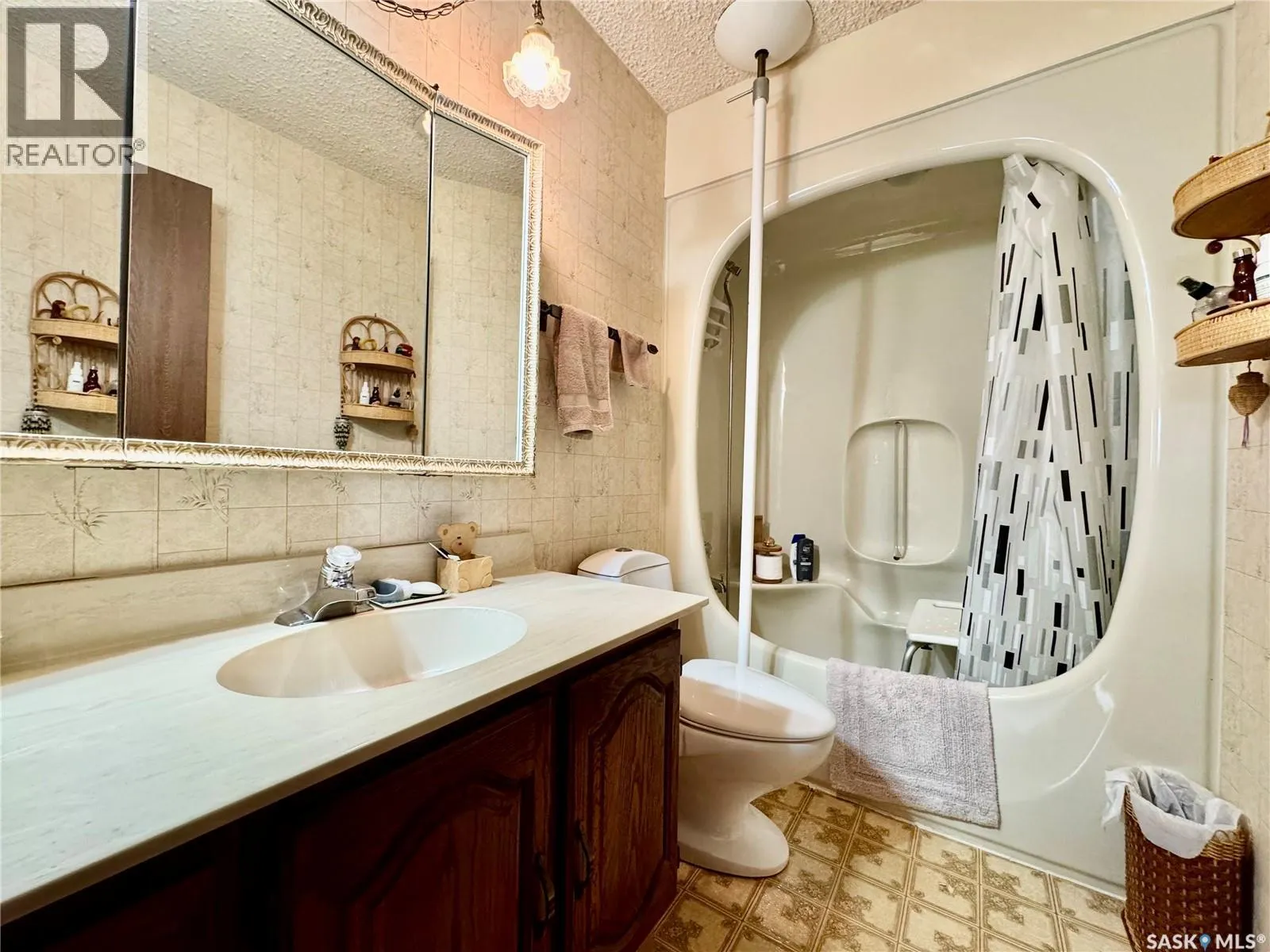 328 7th STREET