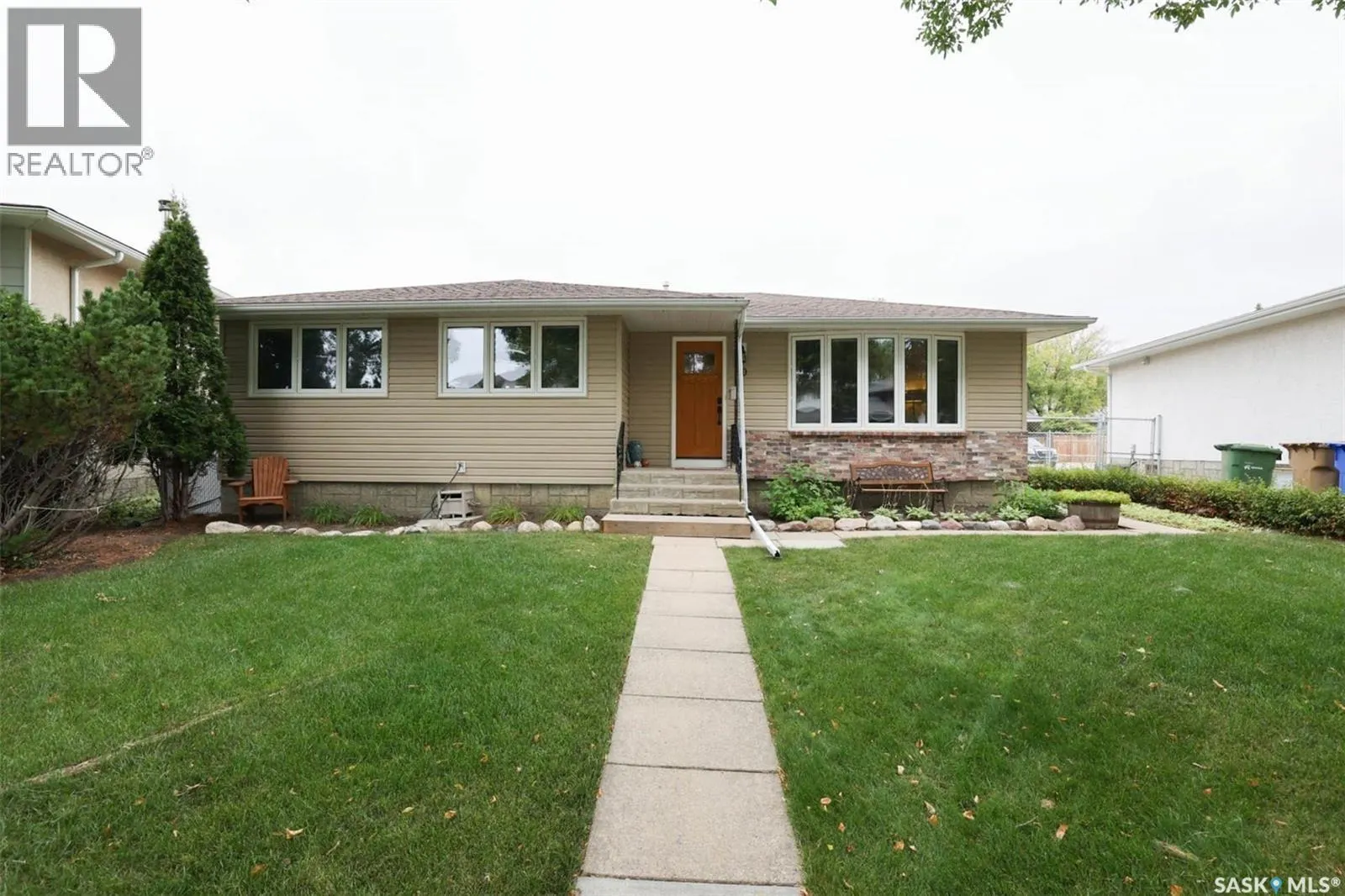 50 Selby CRESCENT