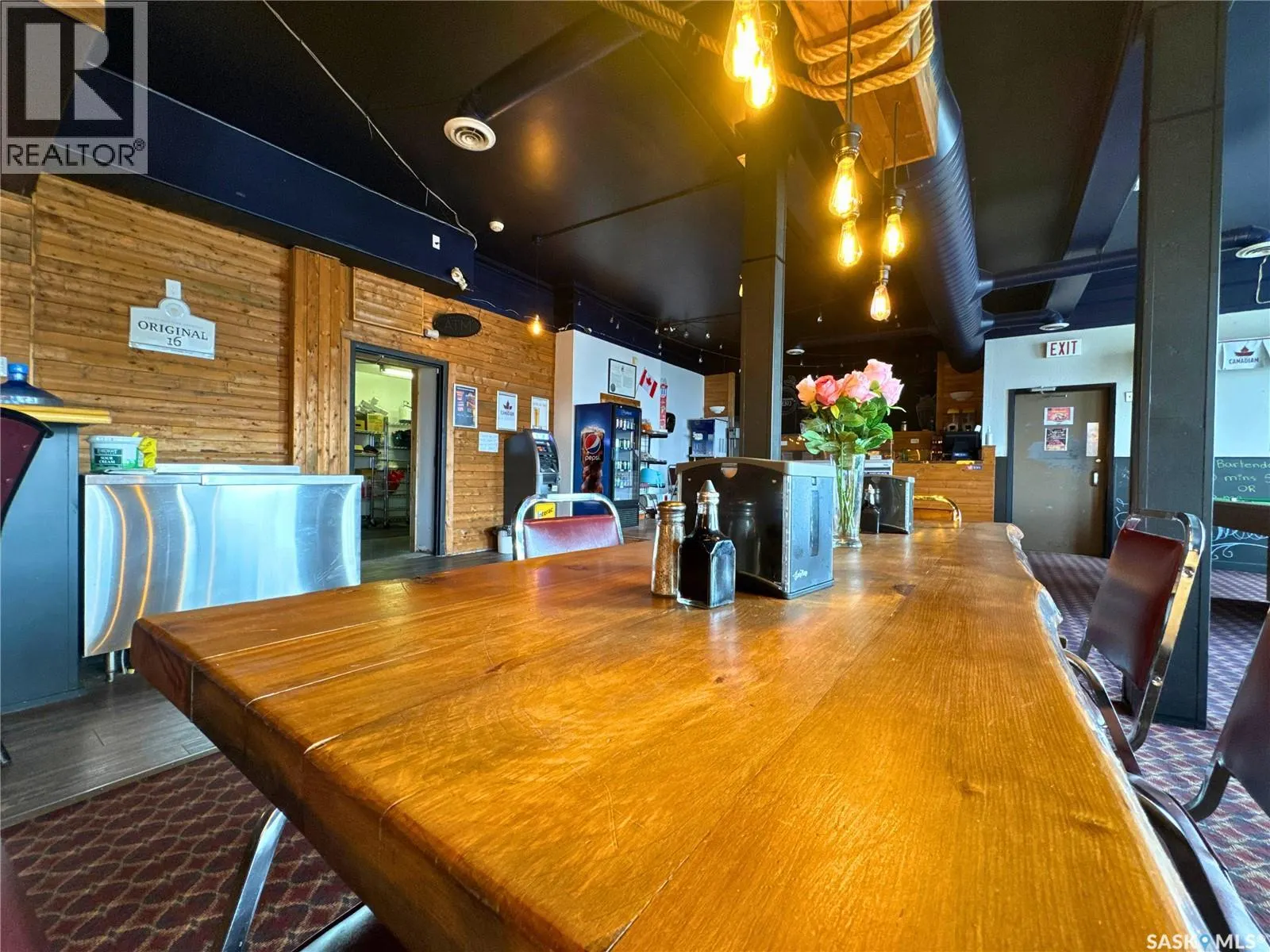 101 B AVENUE E