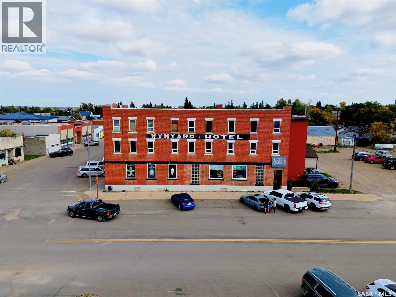 101 B AVENUE E