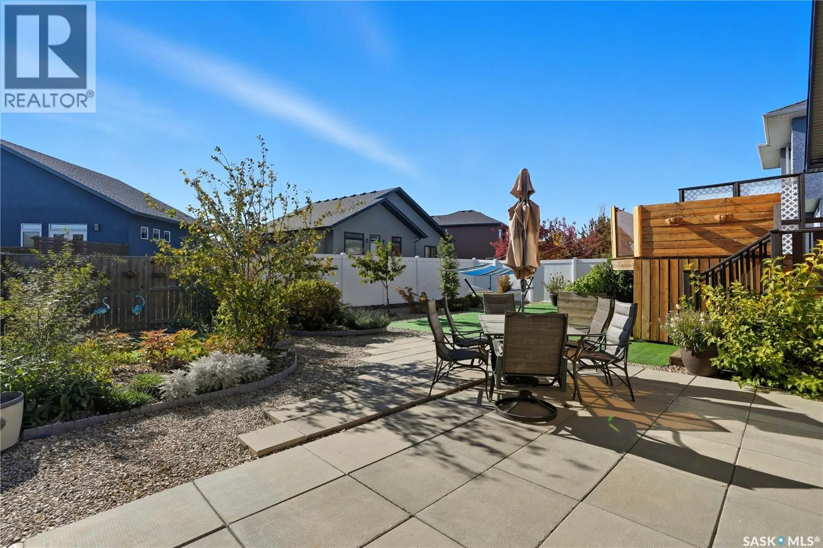 815 Ledingham CRESCENT