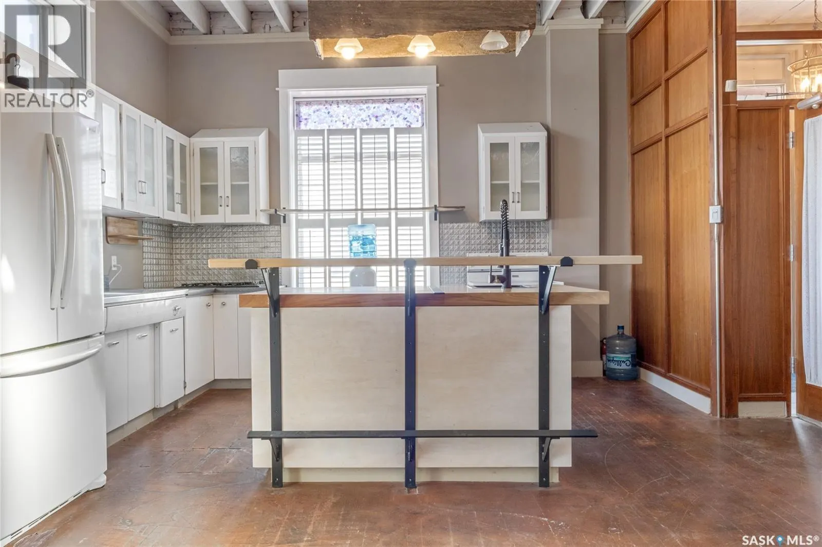 1002 9th STREET