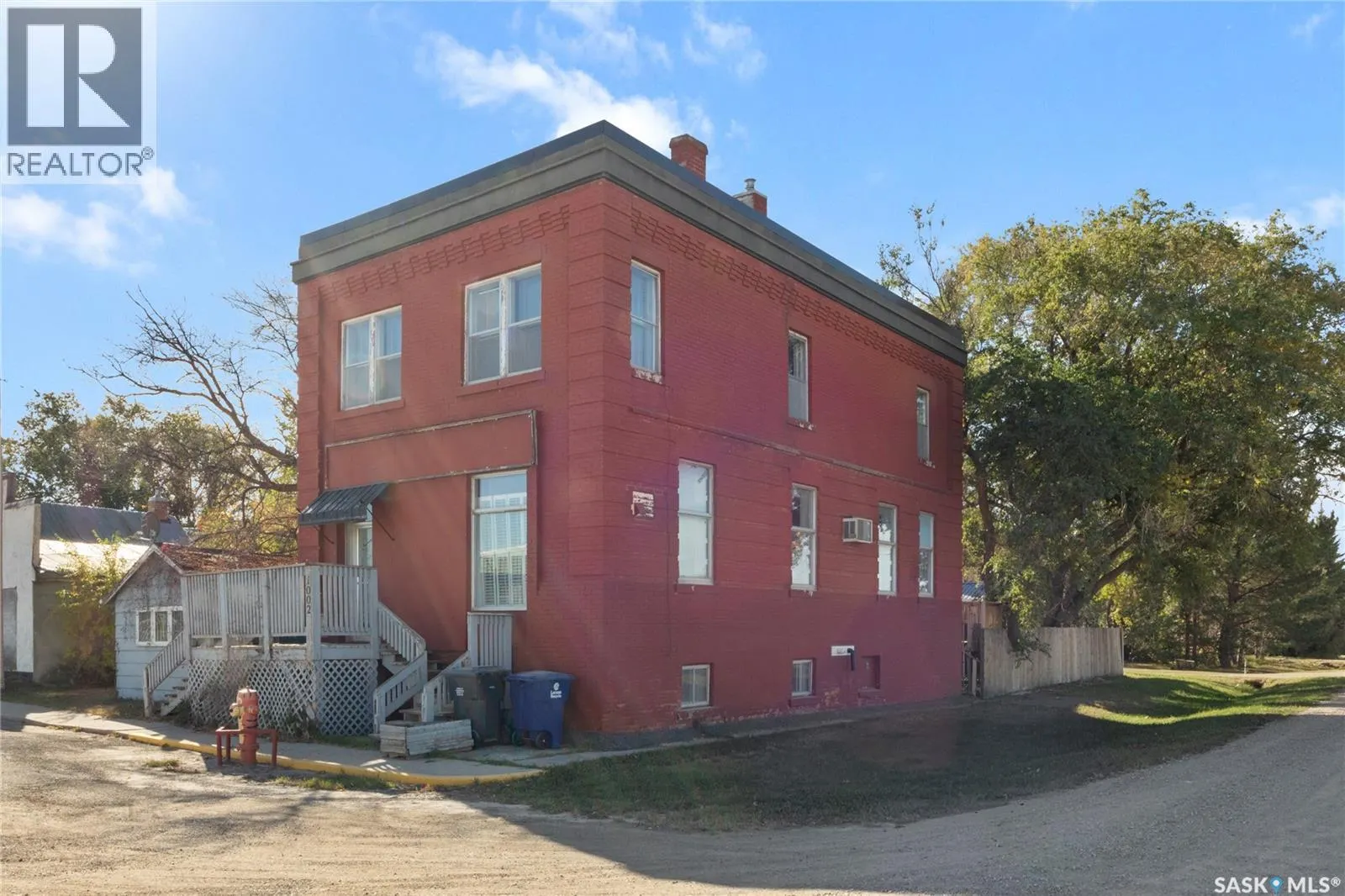 1002 9th STREET