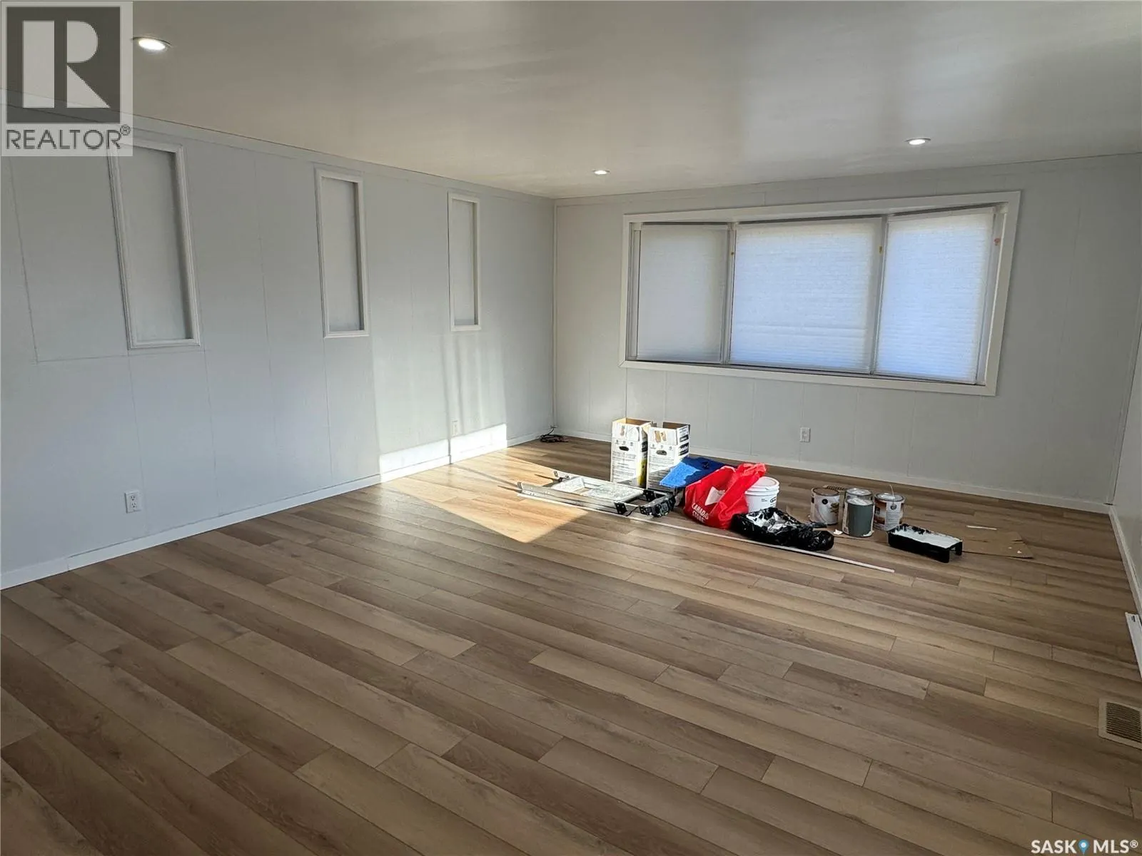 1119 Dalby CRESCENT