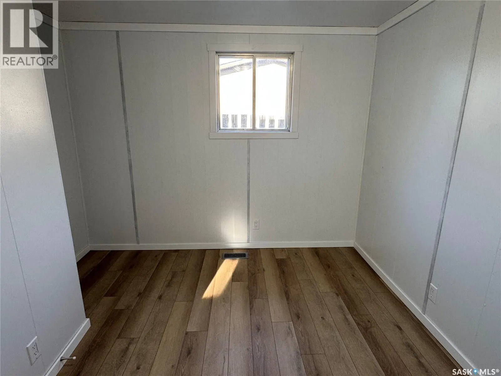 1119 Dalby CRESCENT