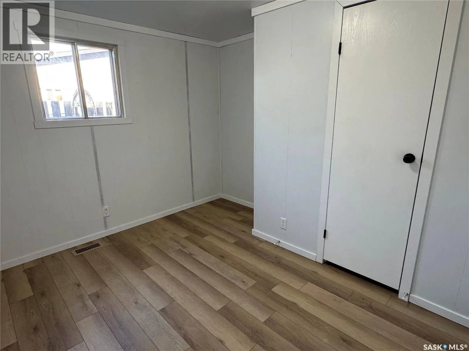 1119 Dalby CRESCENT