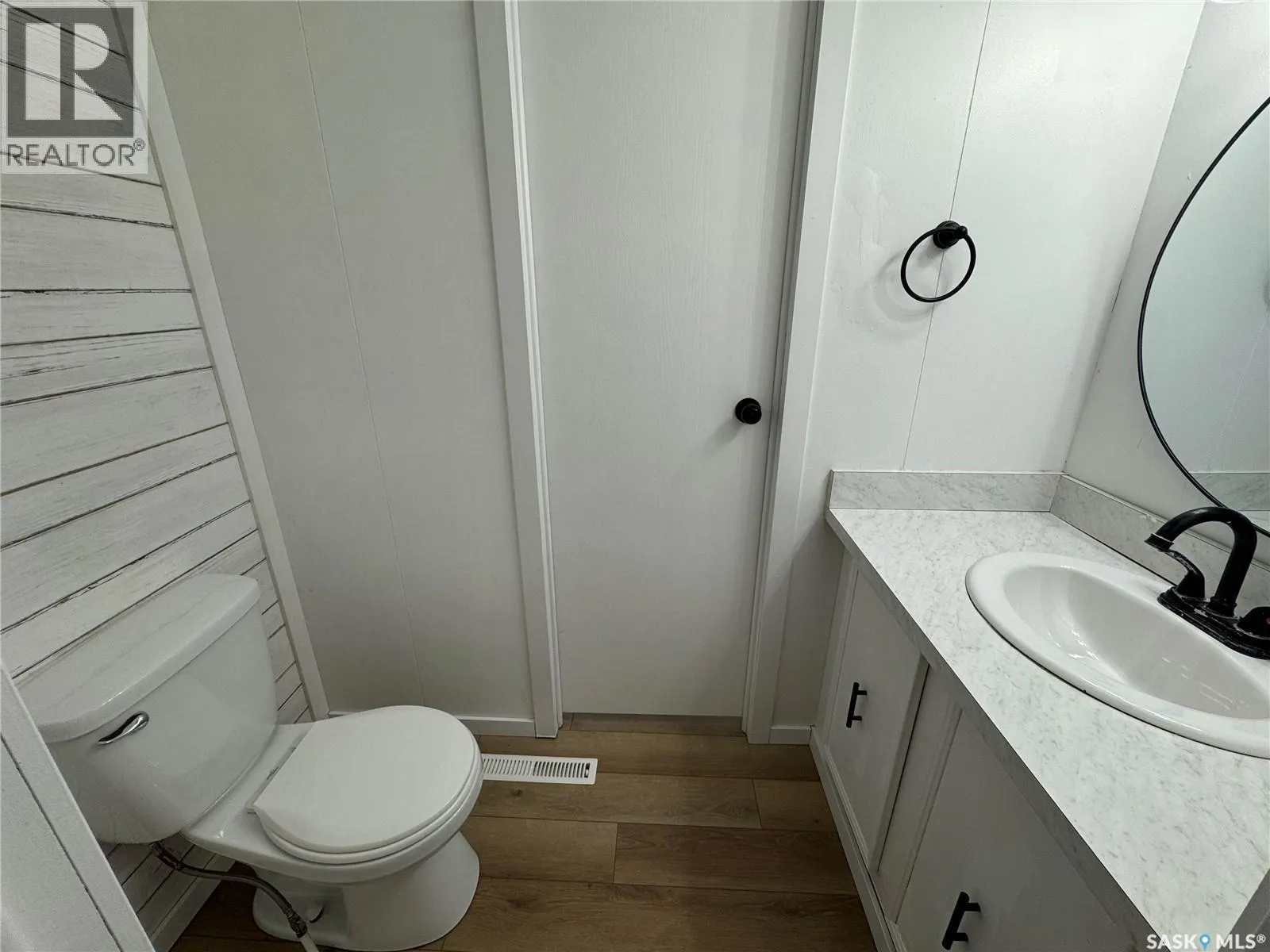1119 Dalby CRESCENT