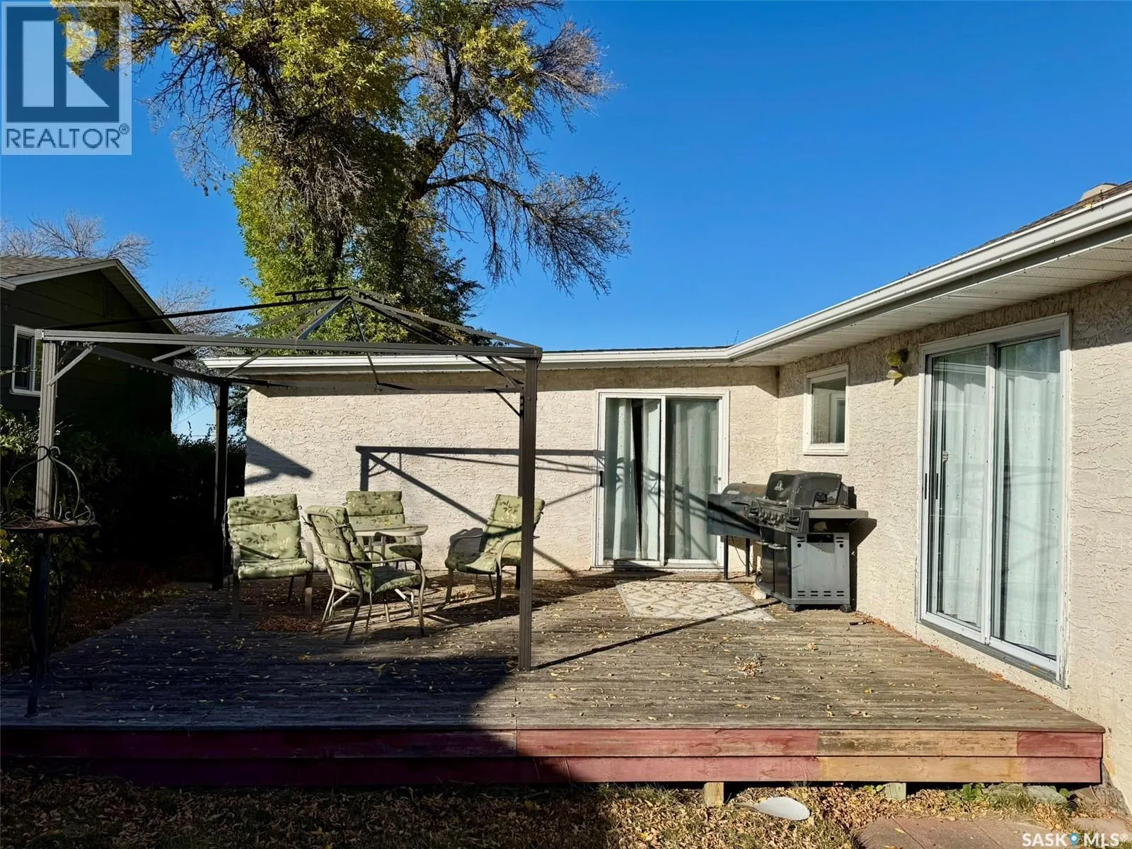 230 Daly AVENUE
