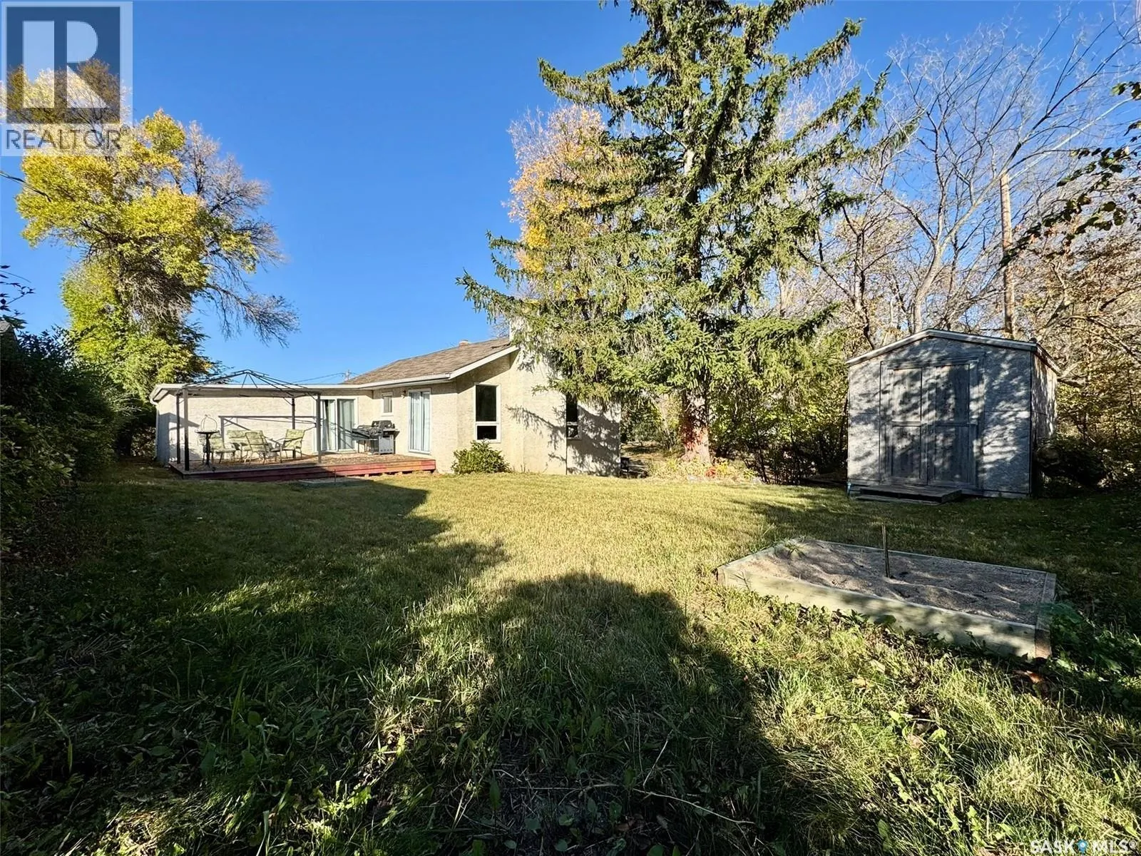 230 Daly AVENUE