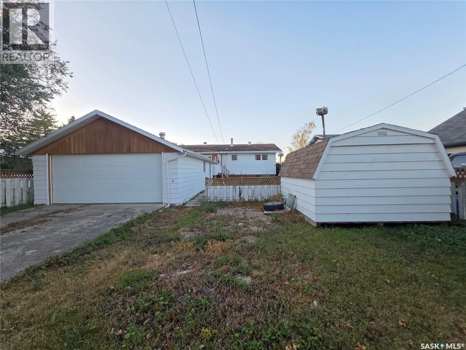 304 3rd STREET N