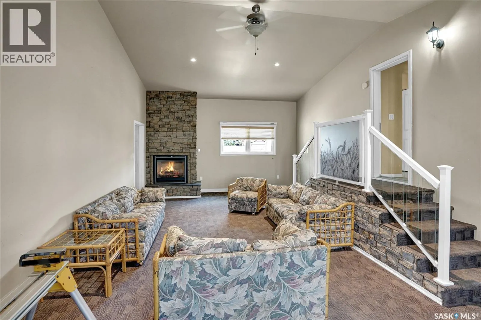 110 3rd AVENUE W