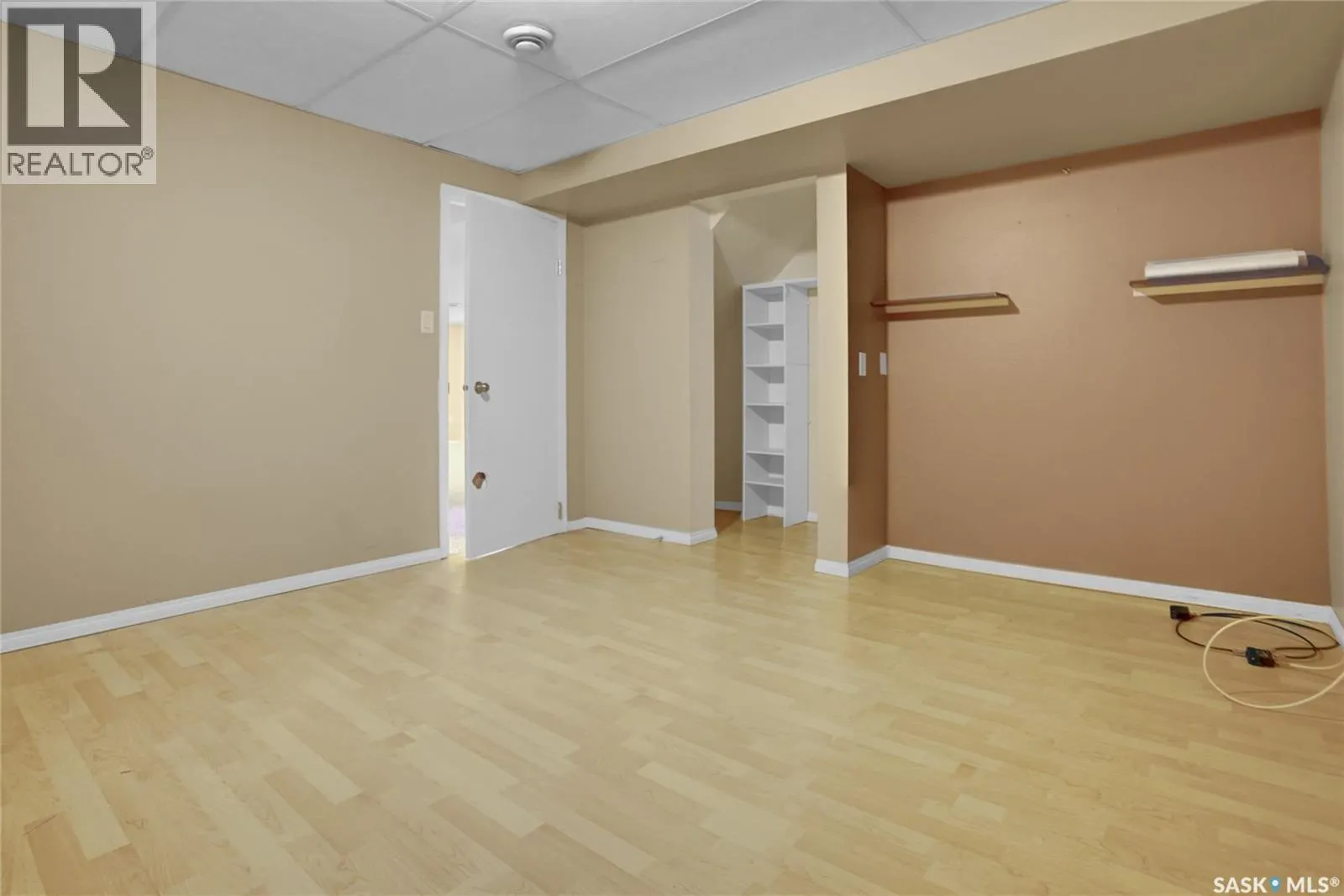 110 3rd AVENUE W