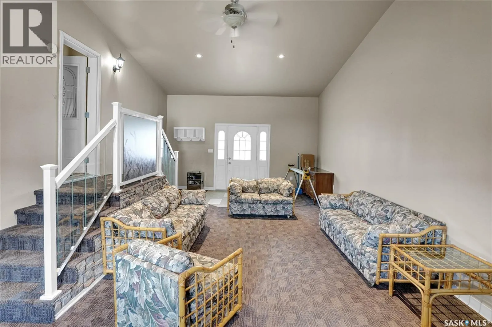 110 3rd AVENUE W