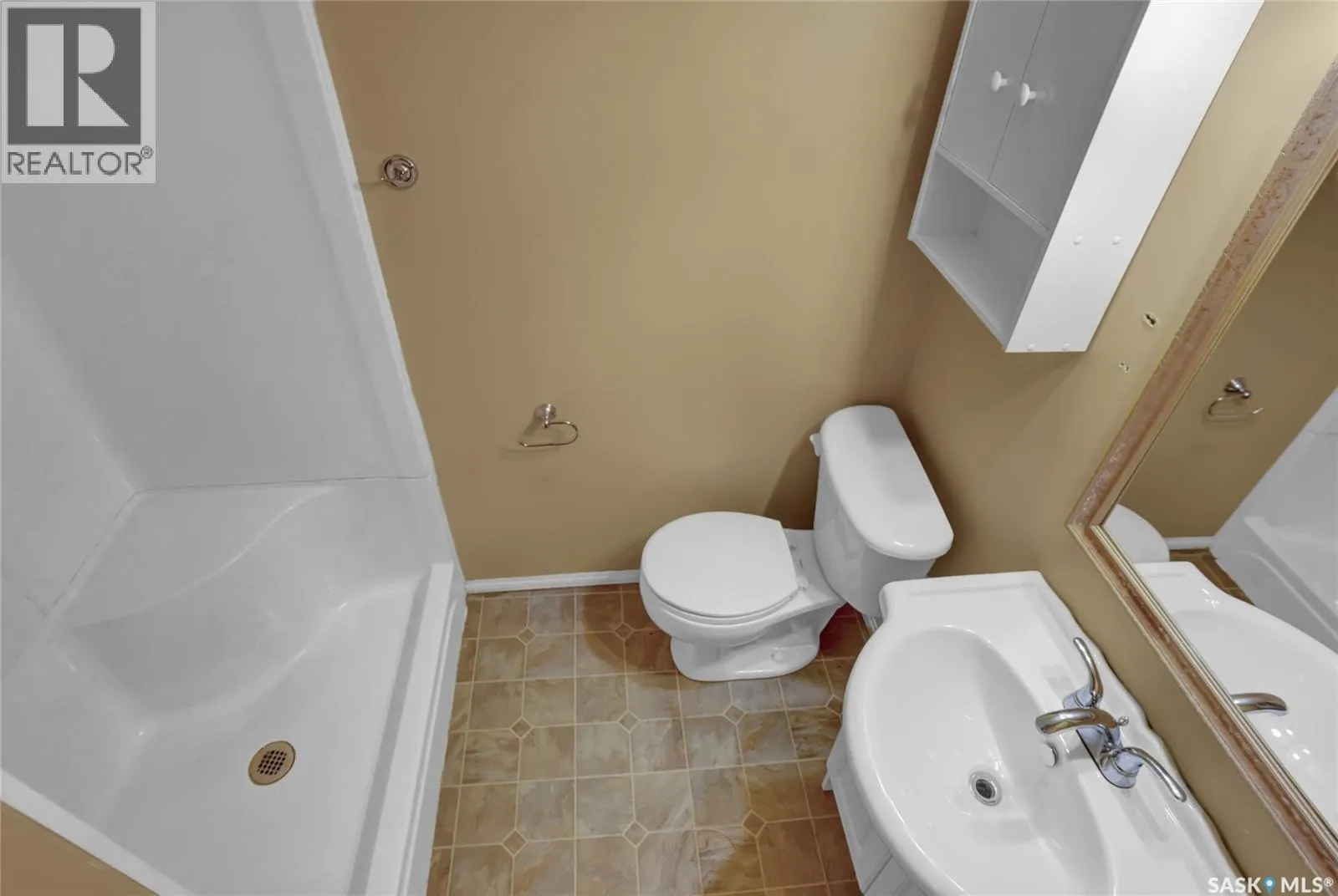 110 3rd AVENUE W