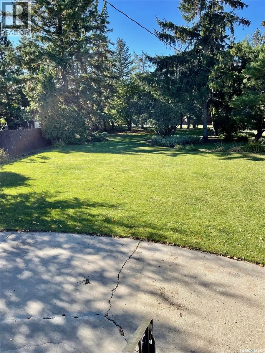 84 Victor PLACE