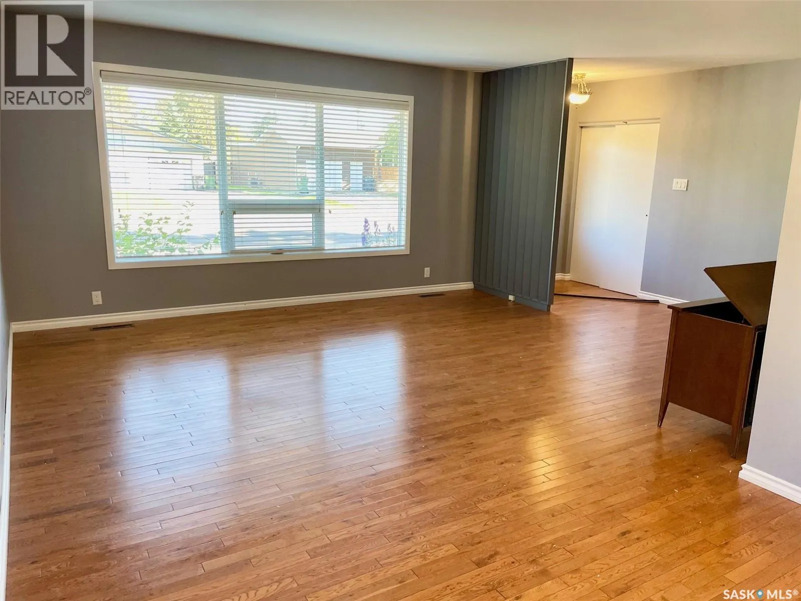 84 Victor PLACE