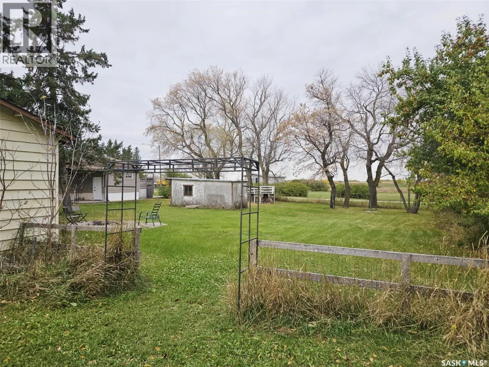 45 Assiniboia AVENUE
