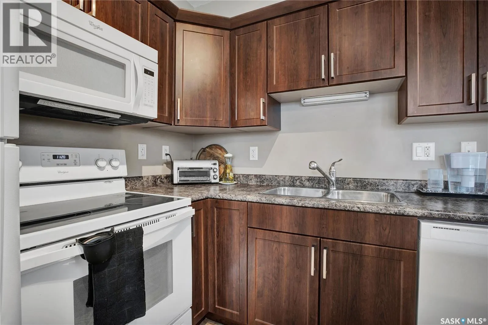 947 Pringle COVE