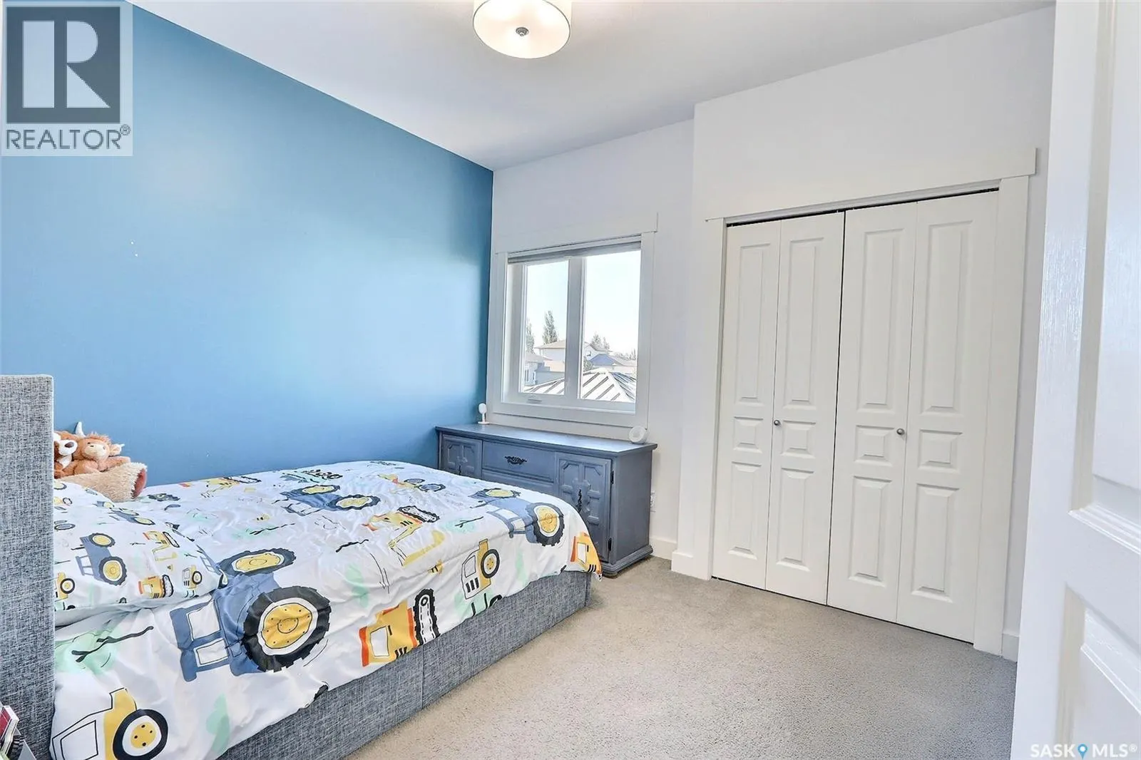 1 Borrowman PLACE