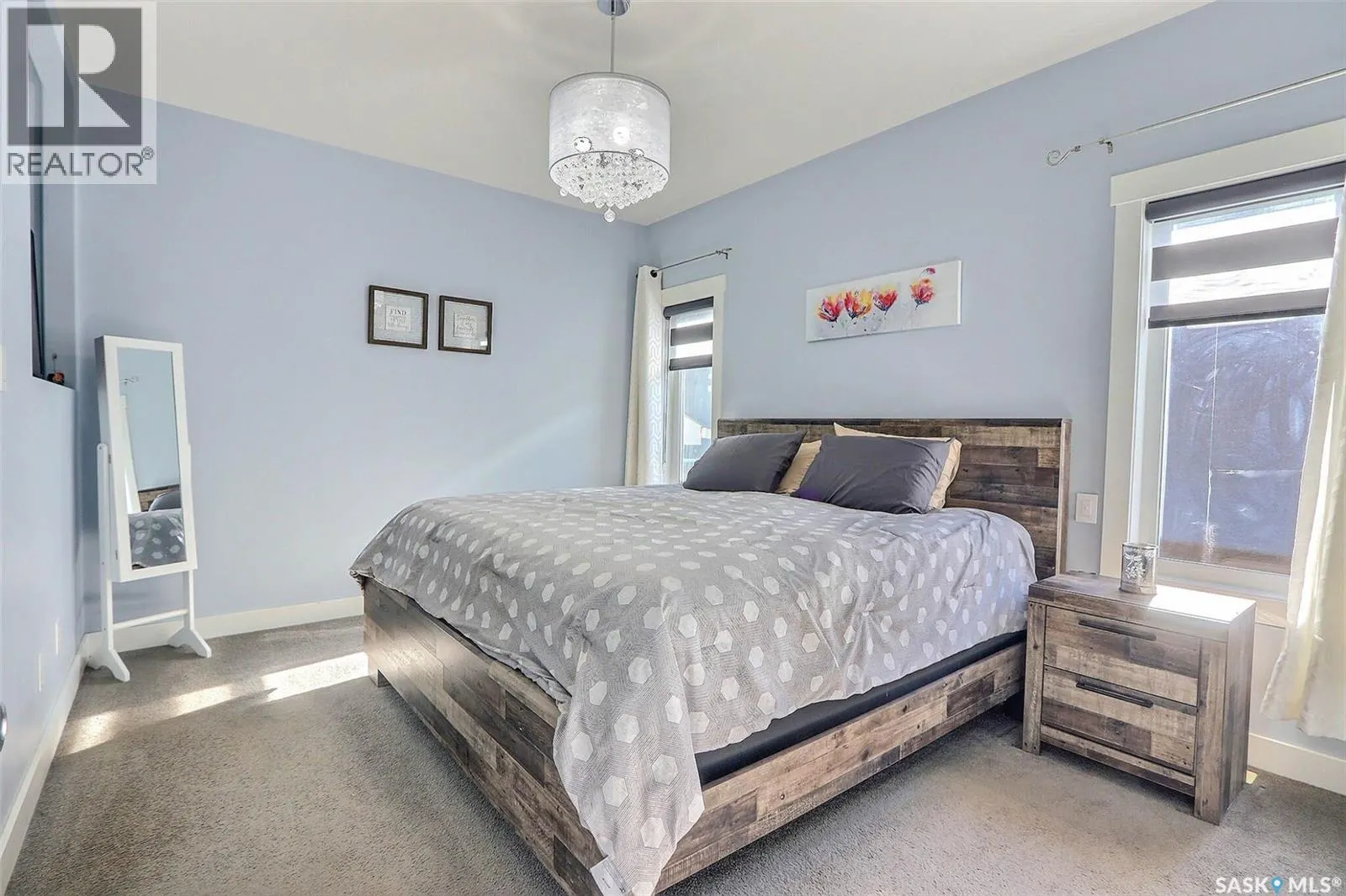 1 Borrowman PLACE
