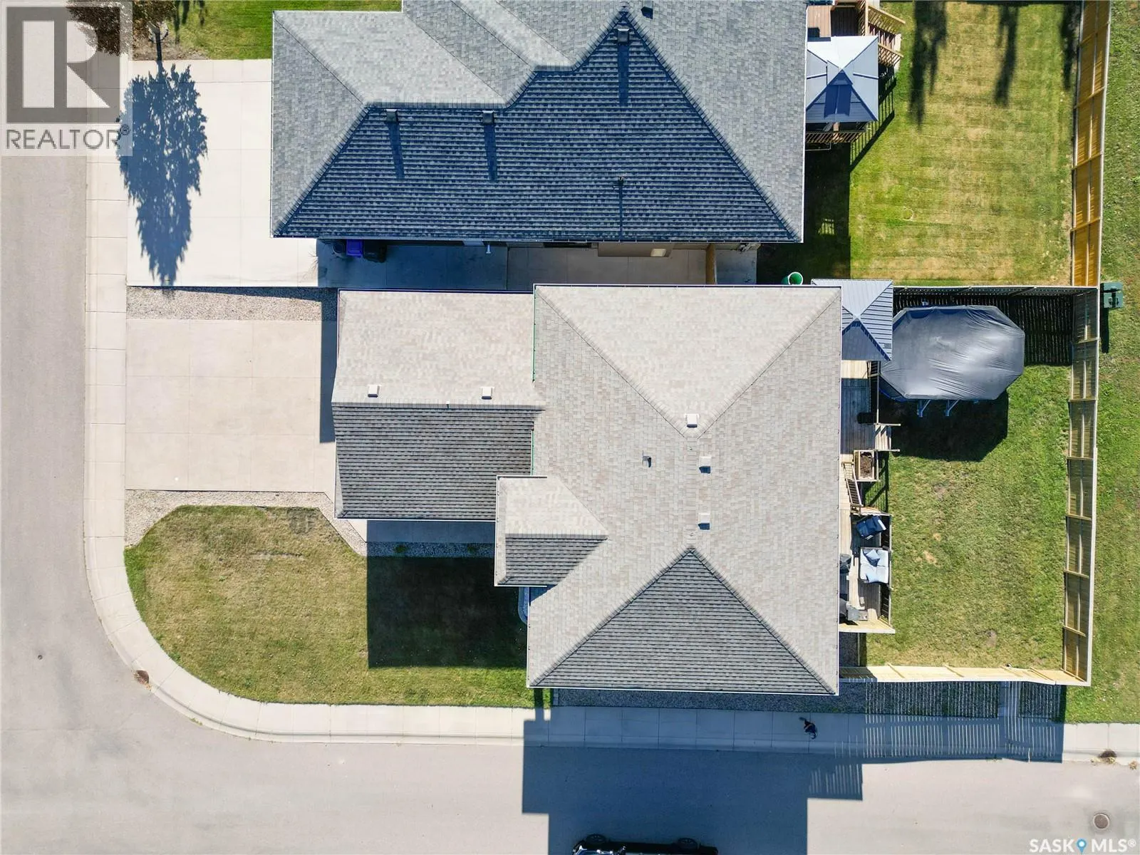 1 Borrowman PLACE