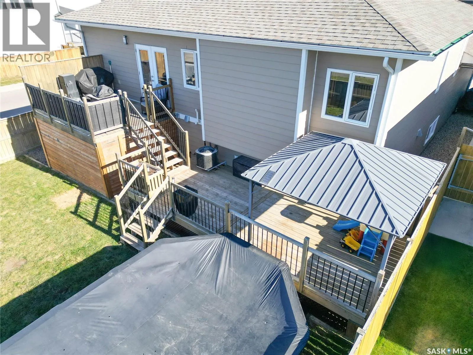 1 Borrowman PLACE