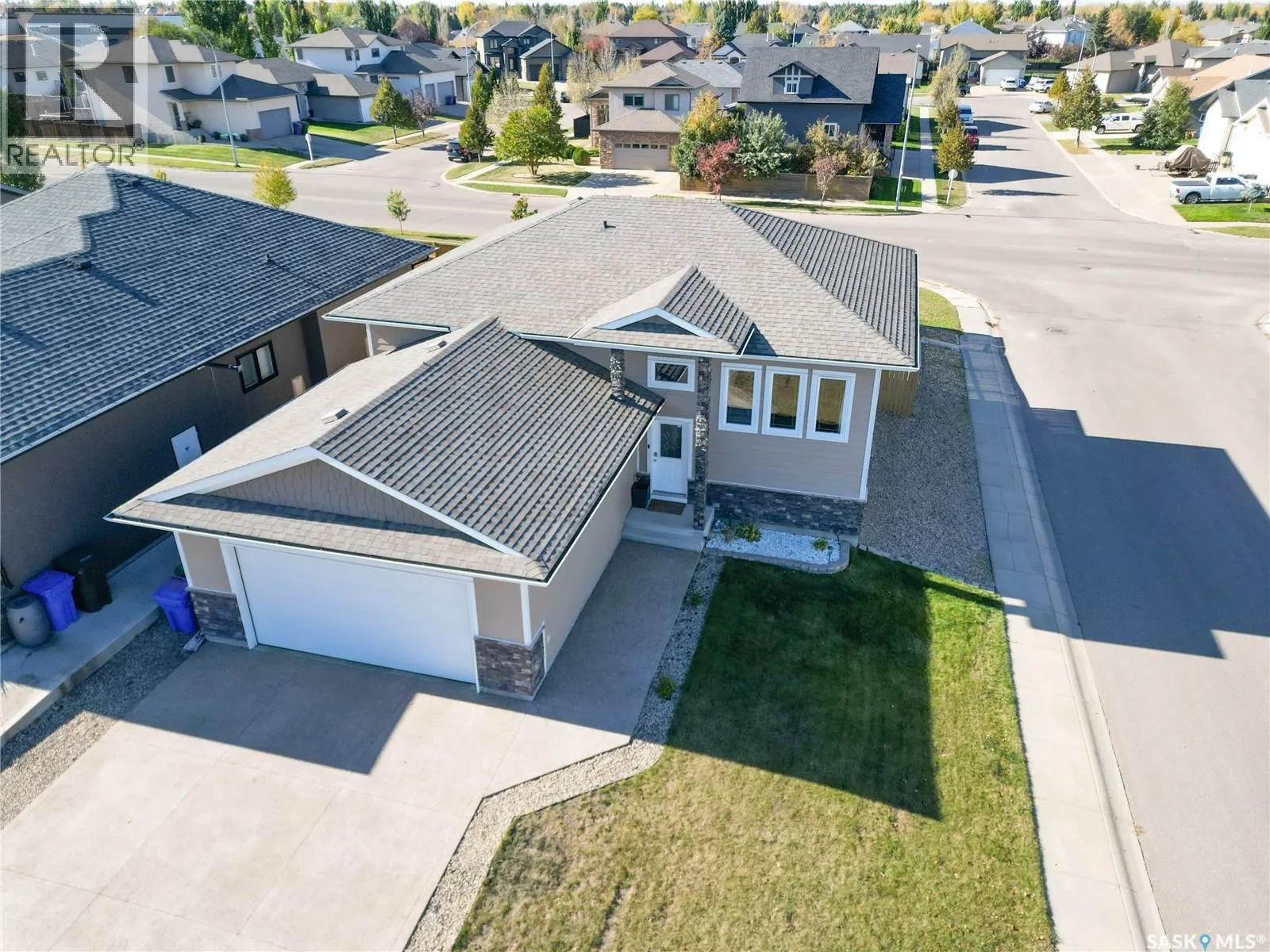 1 Borrowman PLACE