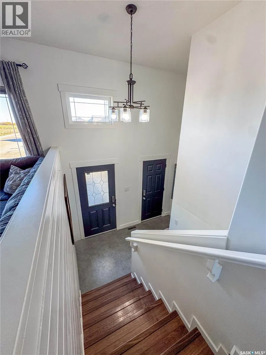 1 Borrowman PLACE